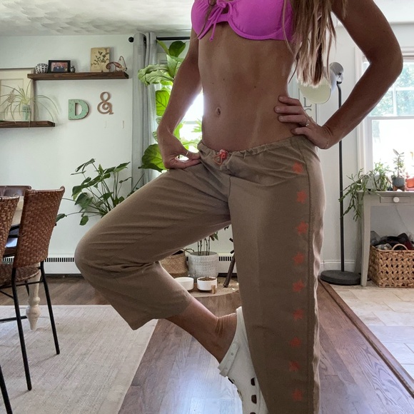 Y2K vintage amazing, extreme, low rise gorpcore utility Capri made in Brazil - Picture 5 of 16